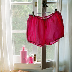 Charlie Beads & Athena Club Scent Wardrobe E1